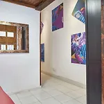 Barco Rooms