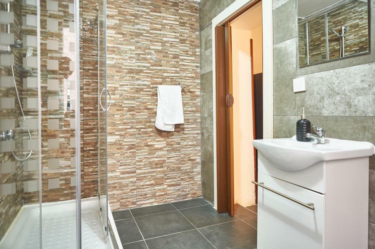 Barco Rooms Guest house *